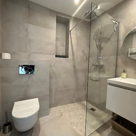 Apartament Superbe T2 En Dernier Etage